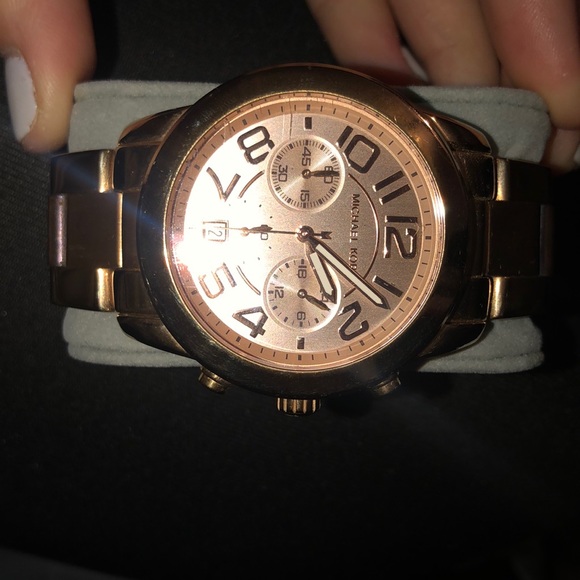 Micheal Kors Watch main image 6